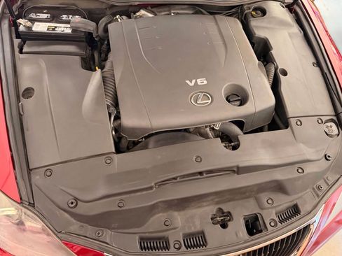 Used 2011 Lexus IS 250 w/ Premium Pkg Value Edition RWD image 12