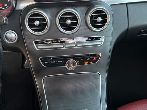 Used 2015 Mercedes-Benz C 300 Sedan image 23