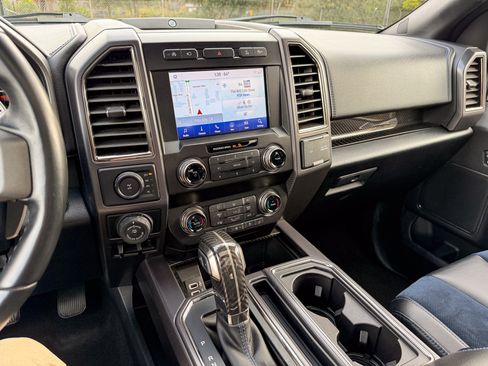 Used 2019 Ford F150 Raptor image 4