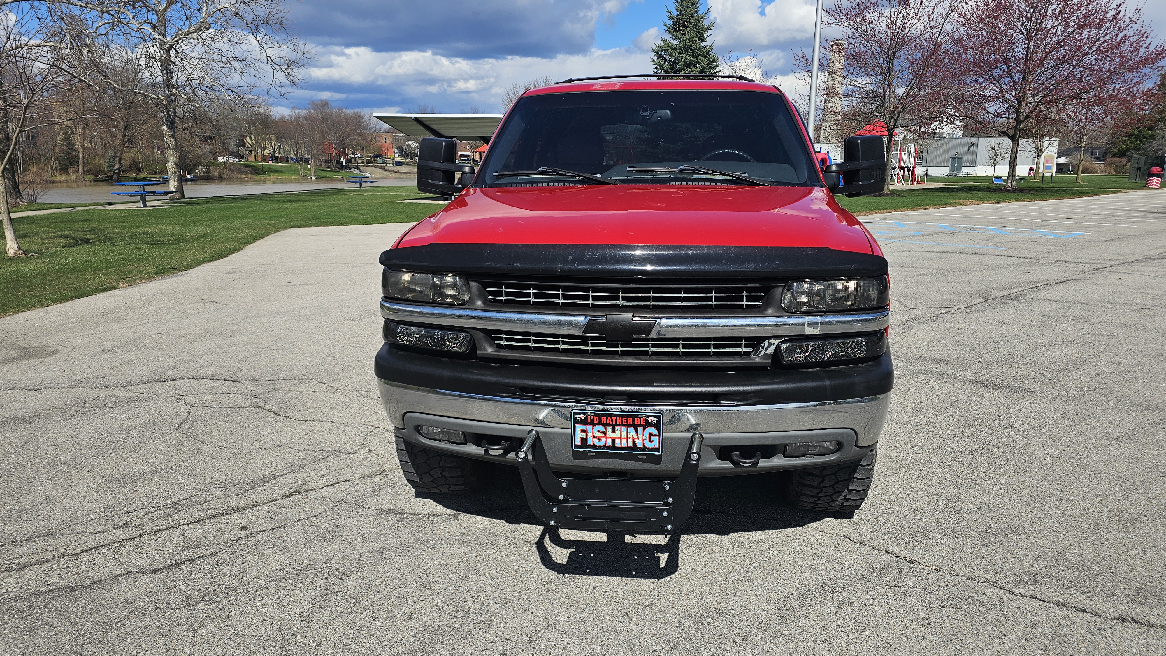 Used 2001 Chevrolet Tahoe LT w/ LT Preferred Equipment Group AWD/4WD image 2