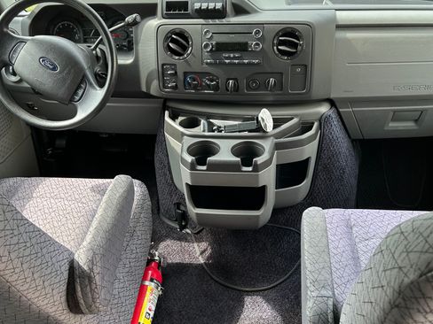 Used 2013 Ford E-250 and Econoline 250 Extended w/ Premium Van Group RWD image 11