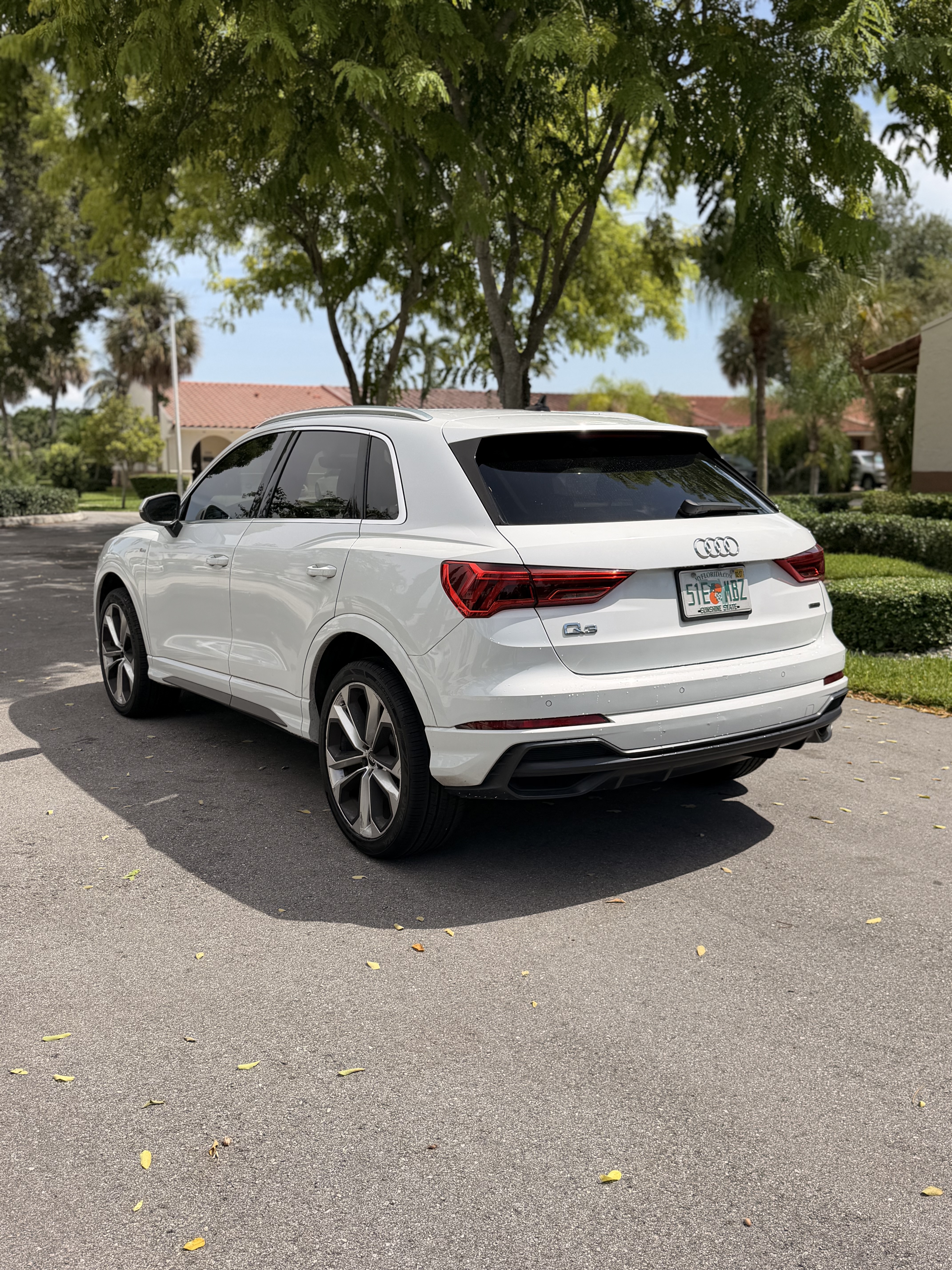 Used 2021 Audi Q3 2.0T Premium Plus w/ Premium Plus Package AWD/4WD image 13