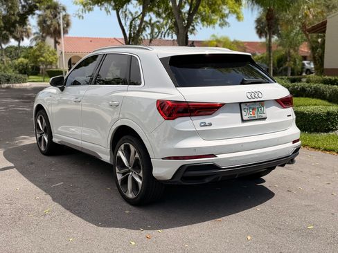 Used 2021 Audi Q3 2.0T Premium Plus w/ Premium Plus Package AWD/4WD image 13