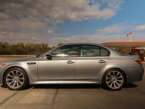 Used 2007 BMW M5 image 5