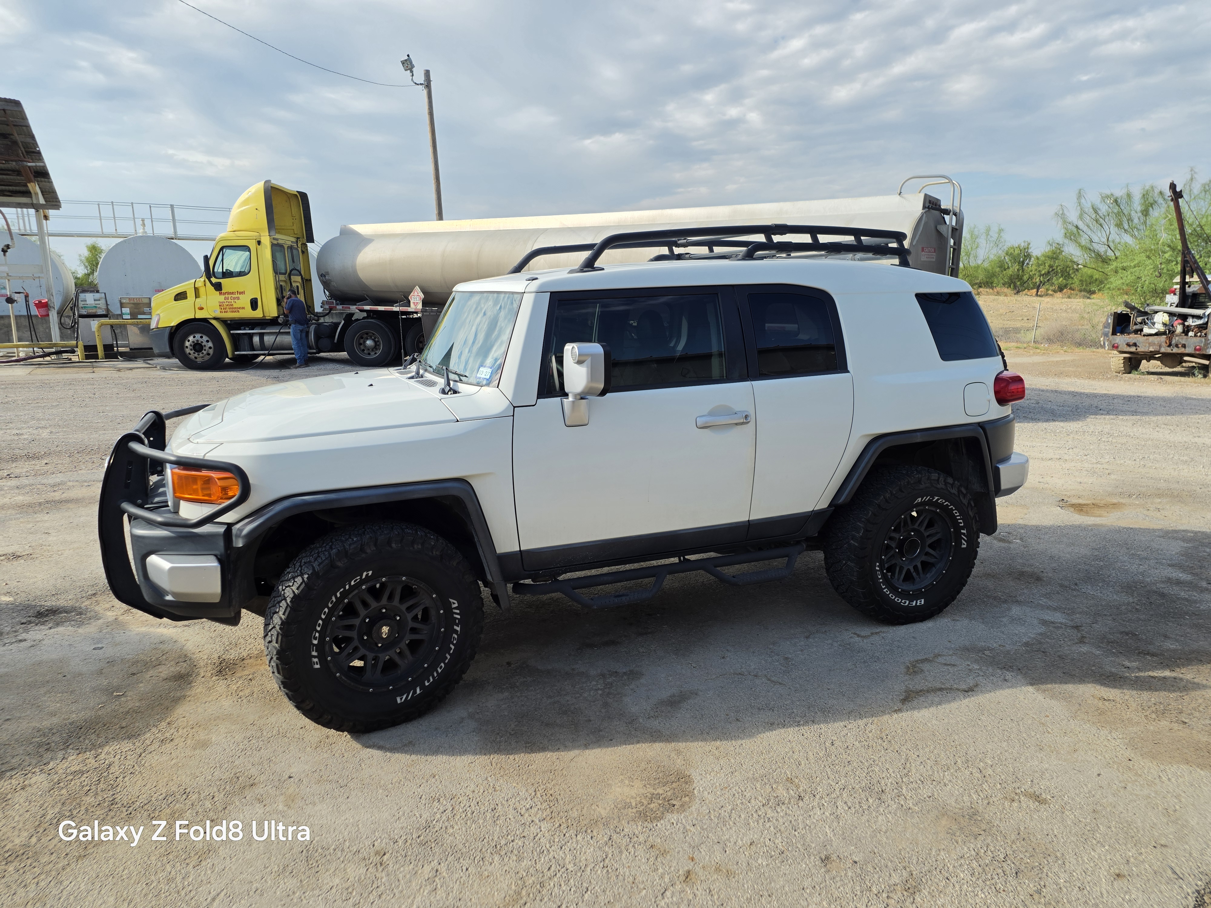 Used 2010 Toyota FJ Cruiser 2WD w/ Convenience Pkg image 1