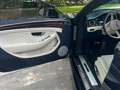 Used 2025 Bentley Continental GT Speed image 4