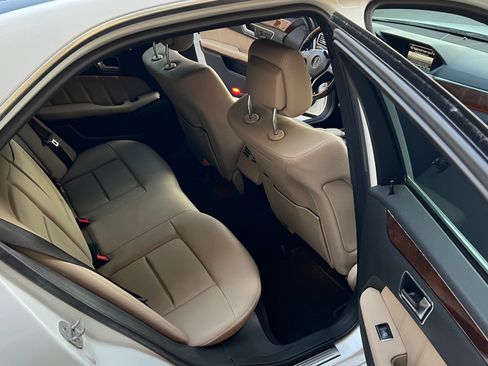 Used 2013 Mercedes-Benz E 350 Sedan image 11