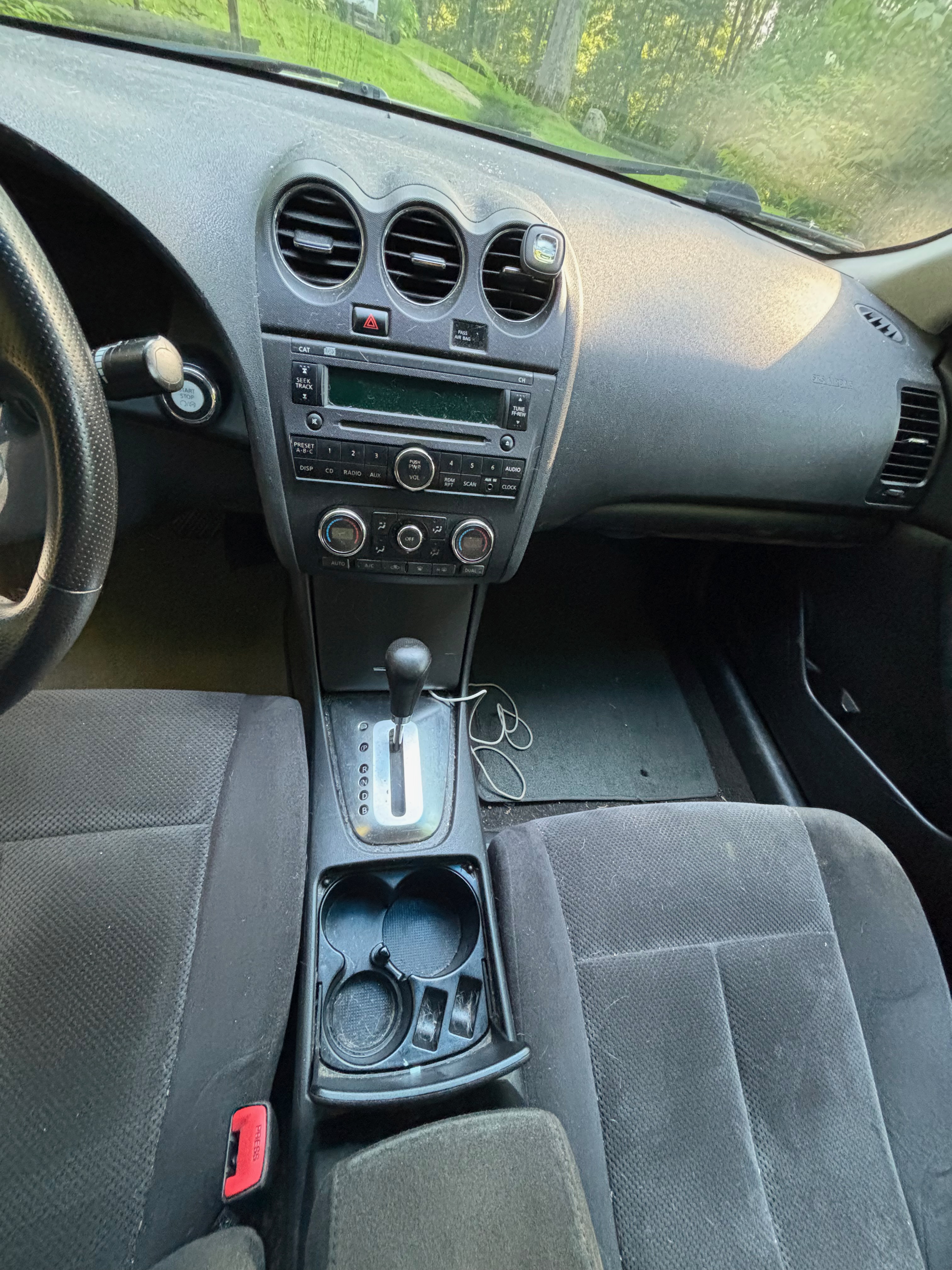 Used 2009 Nissan Altima Hybrid Sedan FWD image 9