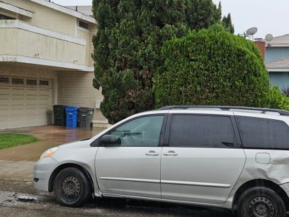 Used 2008 Toyota Sienna LE