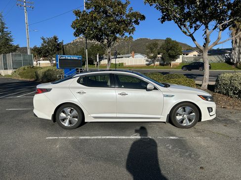 Used 2016 Kia Optima EX w/ Technology Package image 8