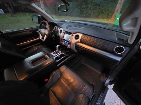 Used 2015 Toyota Tundra Platinum image 25