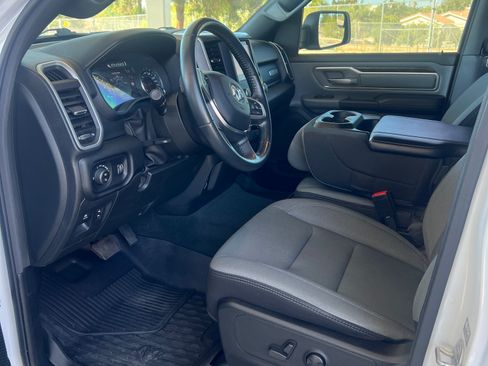 Used 2022 RAM 1500 Big Horn AWD/4WD image 10