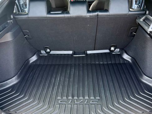 Used 2021 Honda Civic Sport Touring image 8