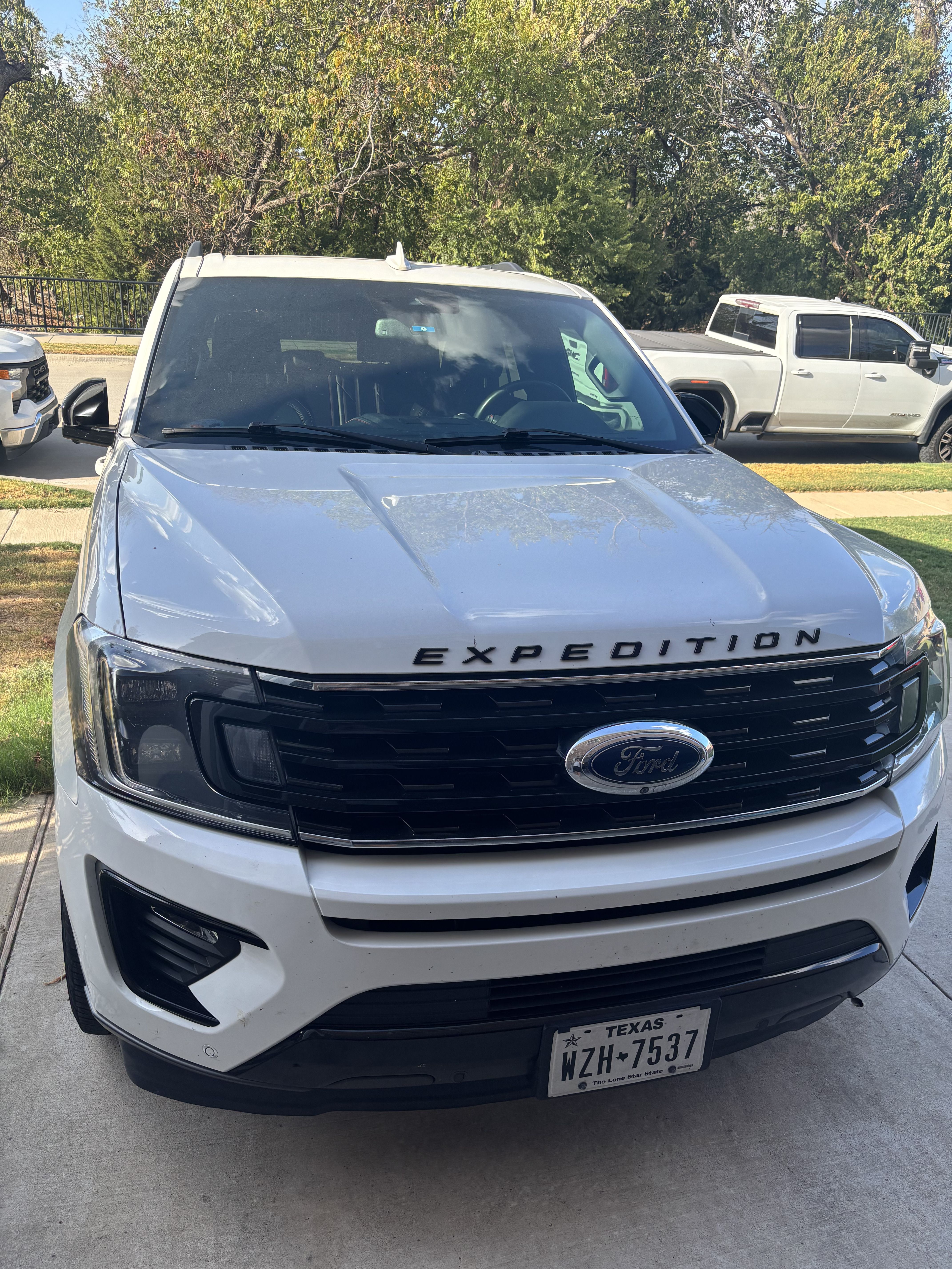 Used 2021 Ford Expedition Limited RWD image 1