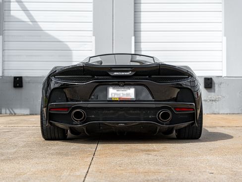 Used 2020 McLaren GT image 28