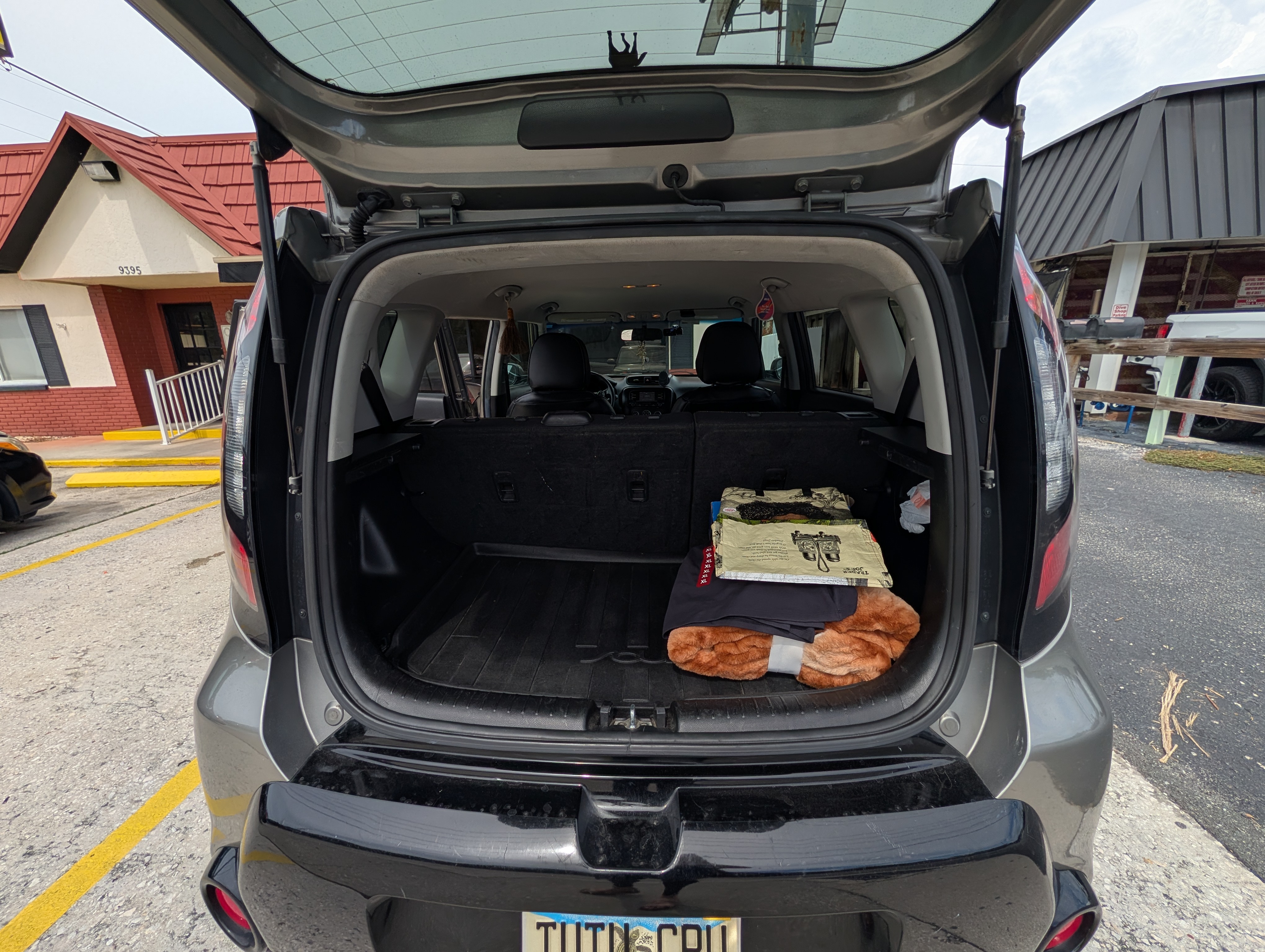 Used 2016 Kia Soul + FWD image 14