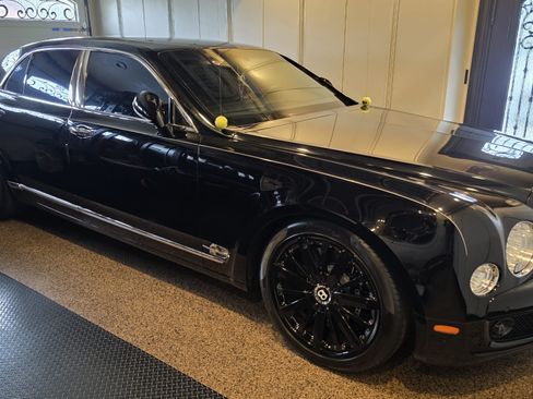 Used 2012 Bentley Mulsanne RWD image 1
