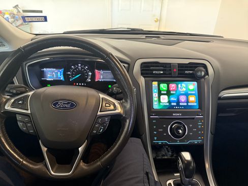 Used 2013 Ford Fusion Energi Titanium w/ Driver Assist Pkg image 10