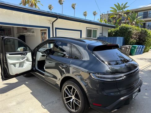 Used 2024 Porsche Macan Turbo AWD/4WD image 11