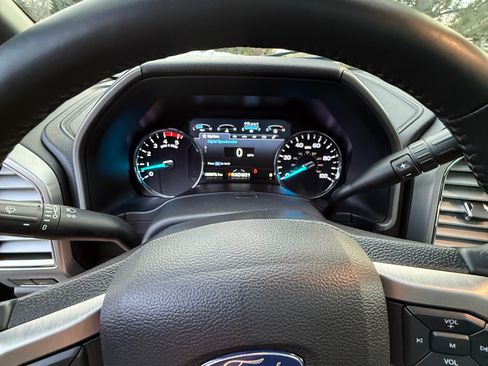 Used 2017 Ford F350 Platinum w/ Platinum Ultimate Package image 12