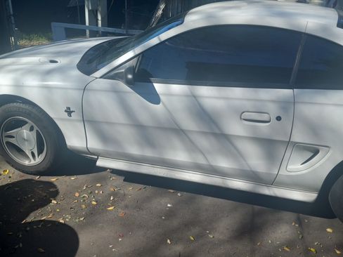 Used 1998 Ford Mustang Coupe 2D image 4