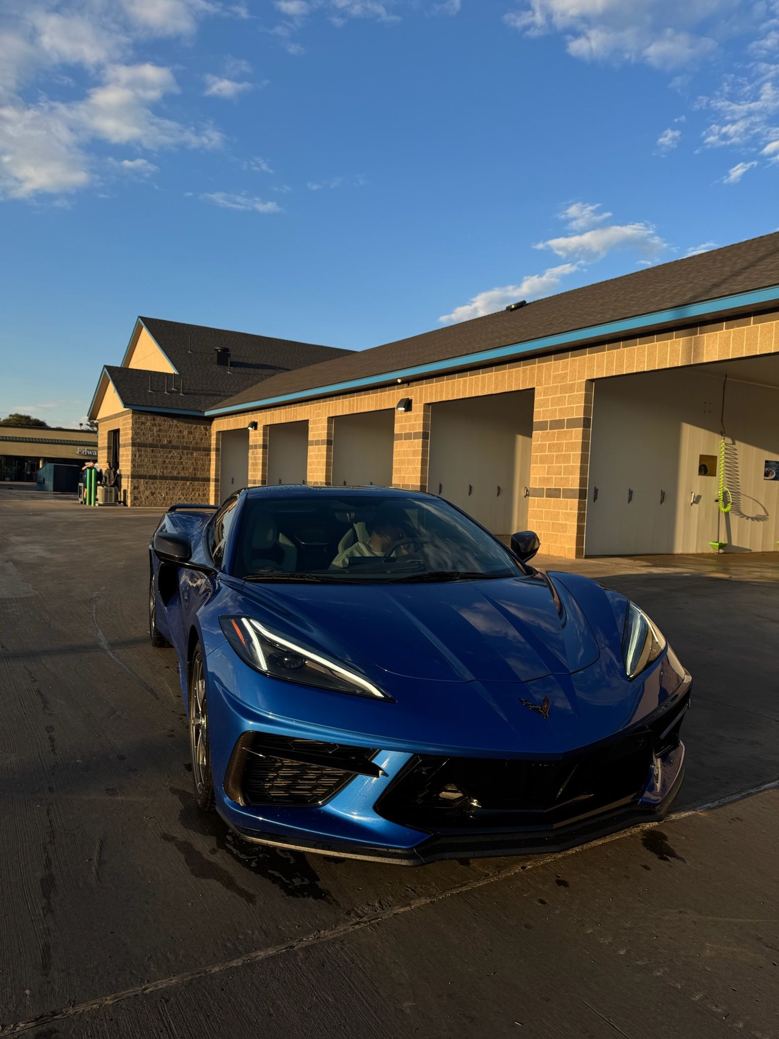 Used 2020 Chevrolet Corvette Stingray Premium Cpe w/ 3LT Preferred Equipment Group RWD image 5