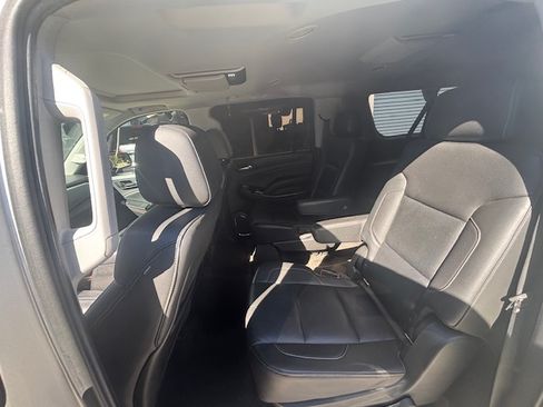 Used 2015 GMC Yukon XL SLT w/ Open Road Package image 12