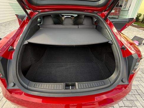 Used 2021 Tesla Model S Long Range Plus image 22