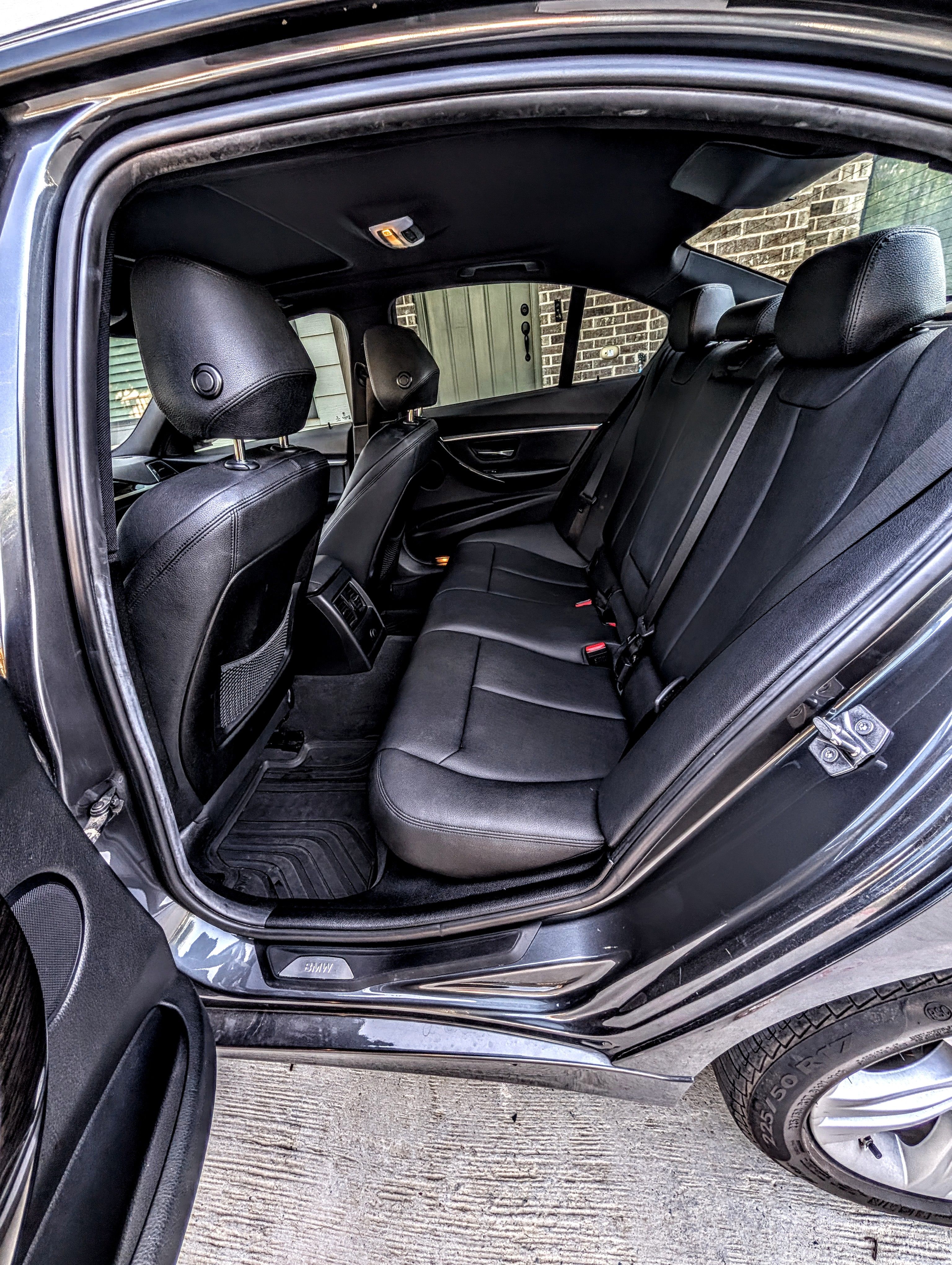 Used 2016 BMW 328i Sedan RWD image 10
