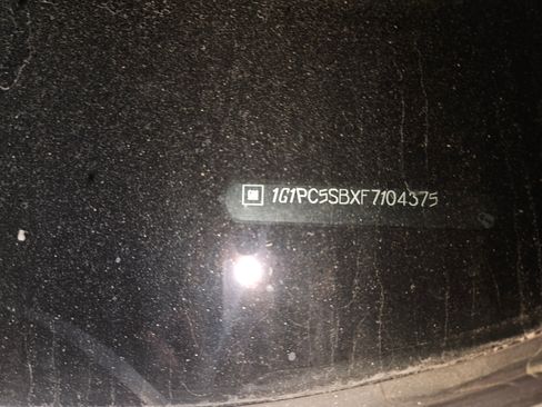 Used 2015 Chevrolet Cruze LT w/ Technology Package image 17