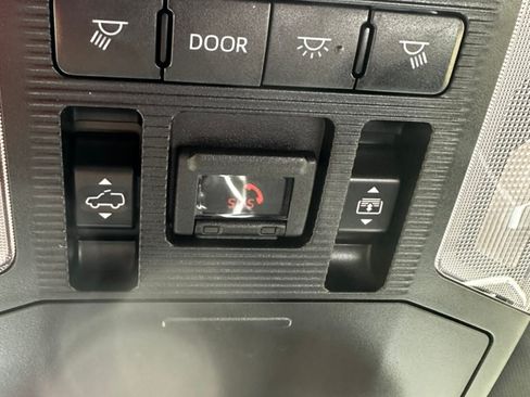 Used 2023 Toyota RAV4 XSE image 4