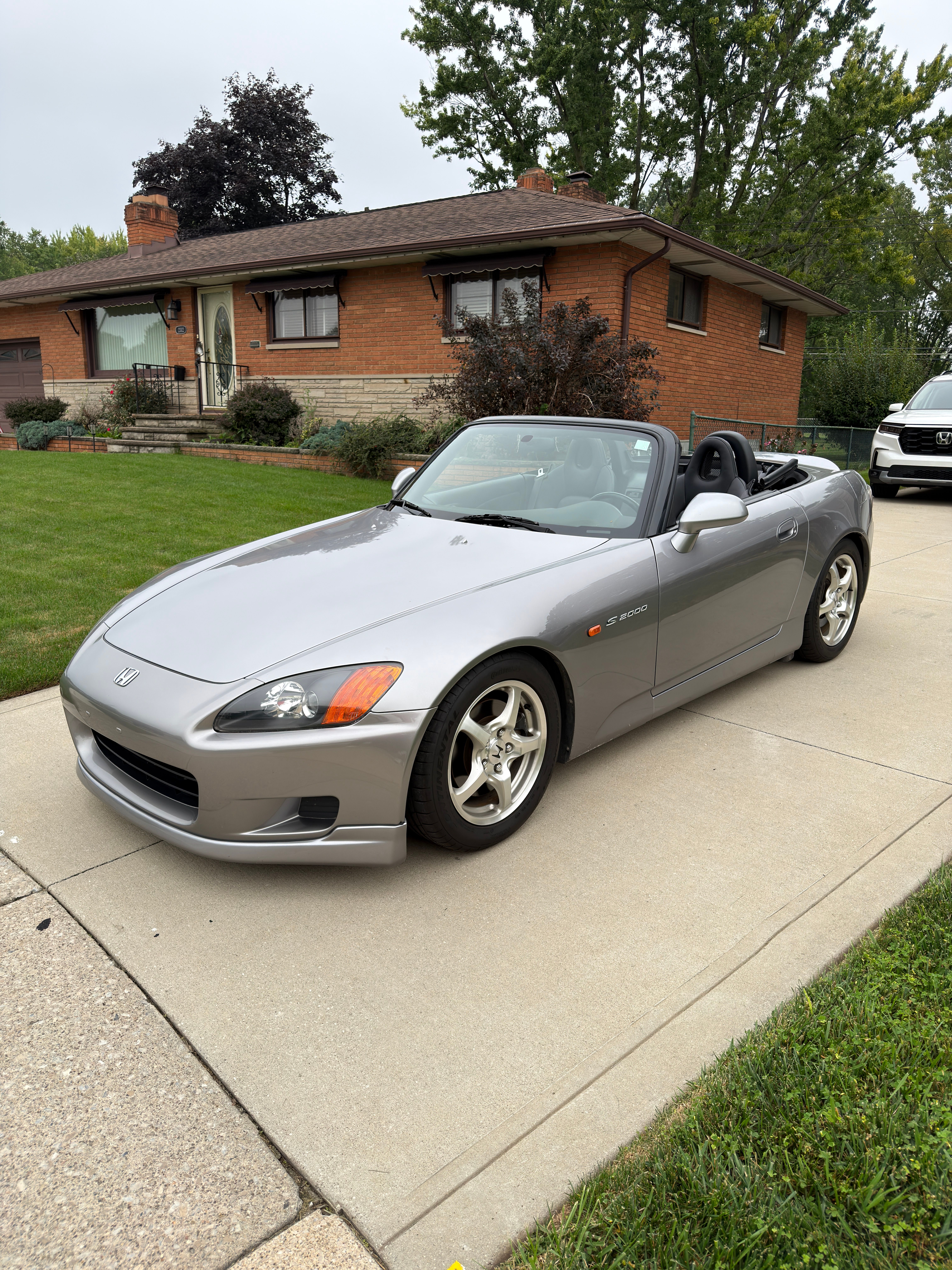 Used 2003 Honda S2000 image 2