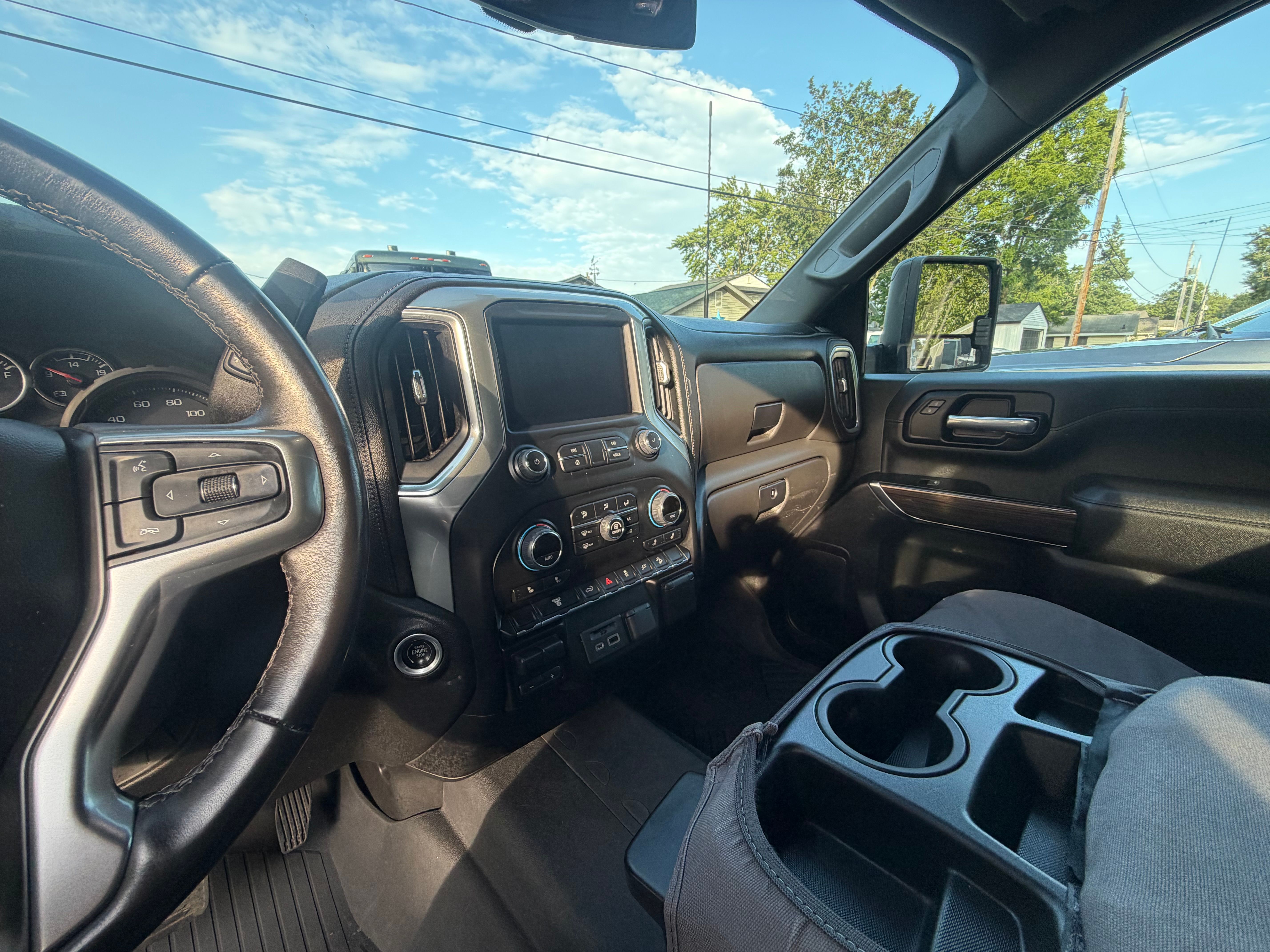 Used 2022 Chevrolet Silverado 3500 LT w/ Convenience Package AWD/4WD image 17