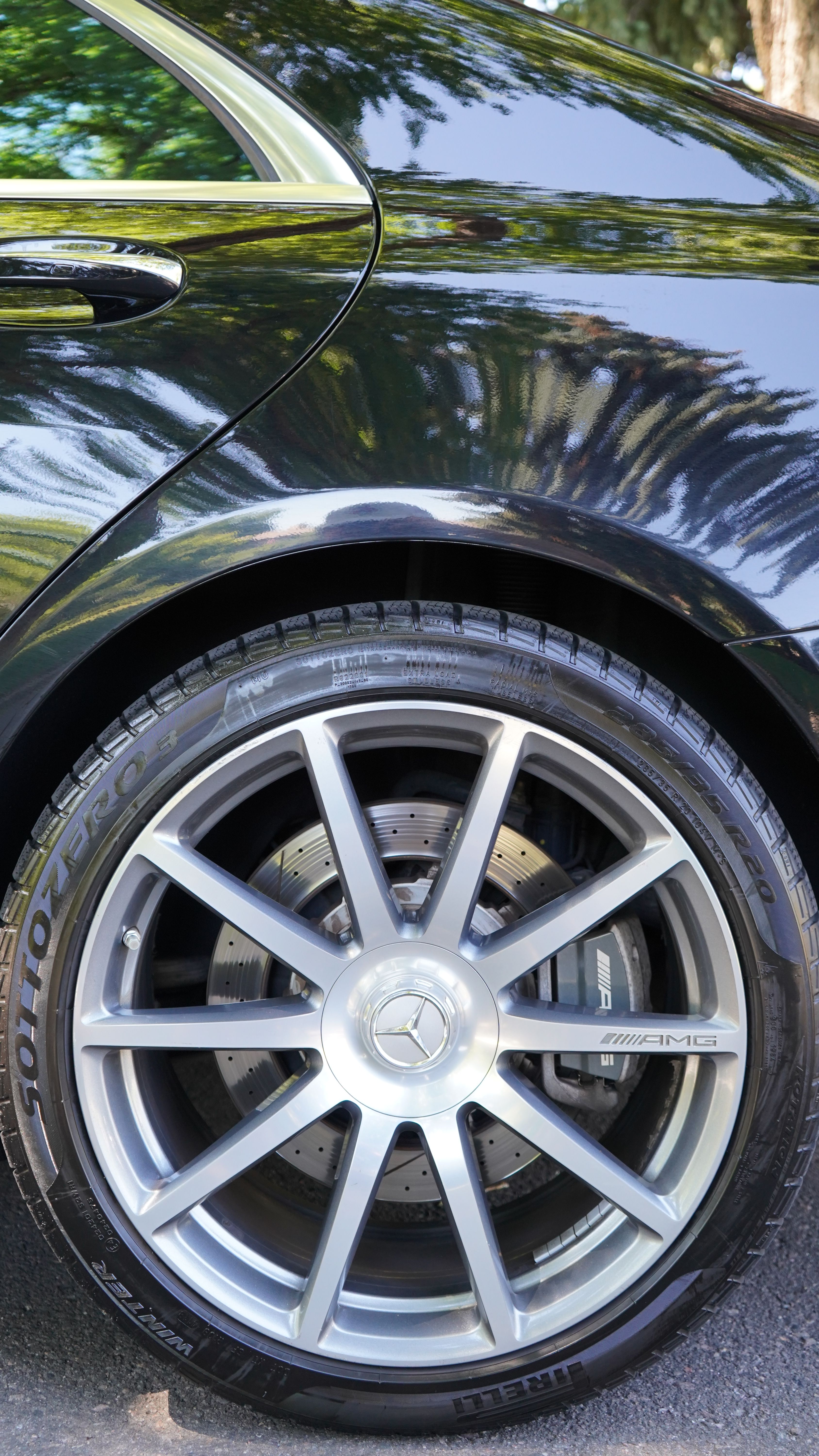 Used 2015 Mercedes-Benz S 63 AMG 4MATIC Sedan image 11