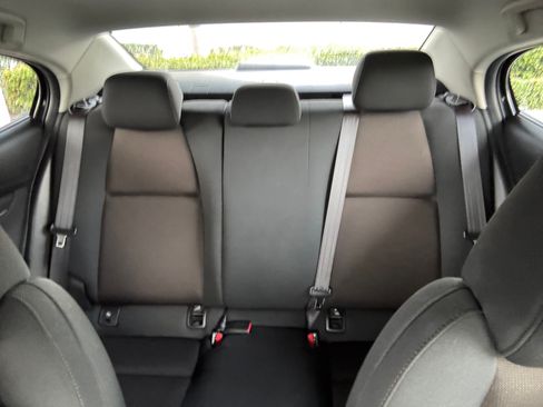 Used 2021 MAZDA MAZDA3 s image 18