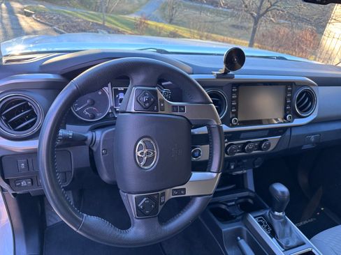 Used 2023 Toyota Tacoma SR5 image 10