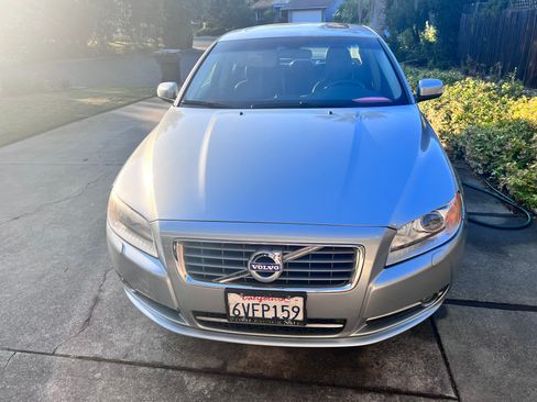Used 2011 Volvo S80 T6 image 1