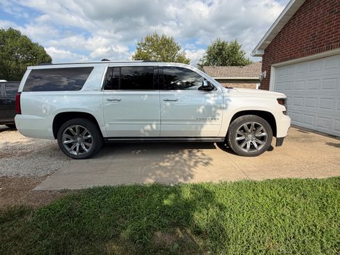 Used 2016 Chevrolet Suburban LTZ AWD/4WD image 1