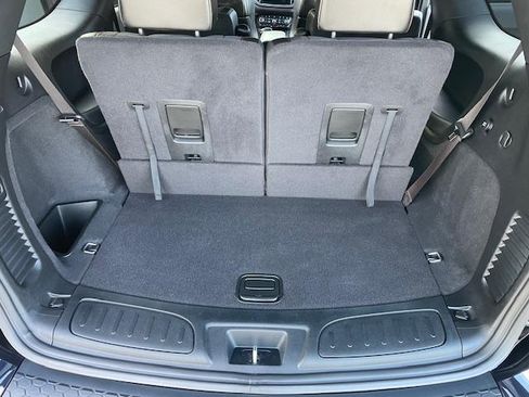 Used 2024 Dodge Durango R/T w/ Tow 'N Go Package image 18