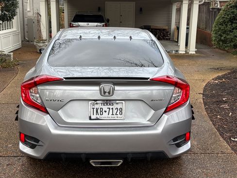 Used 2020 Honda Civic Sport image 4