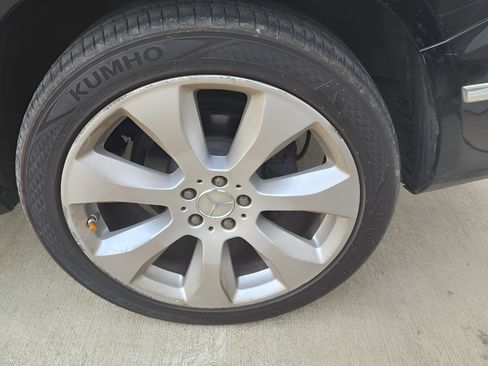 Used 2010 Mercedes-Benz GLK 350 4MATIC image 9