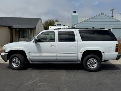 Used 2004 GMC Yukon XL 2500 SLT w/ Preferred Equipment Group