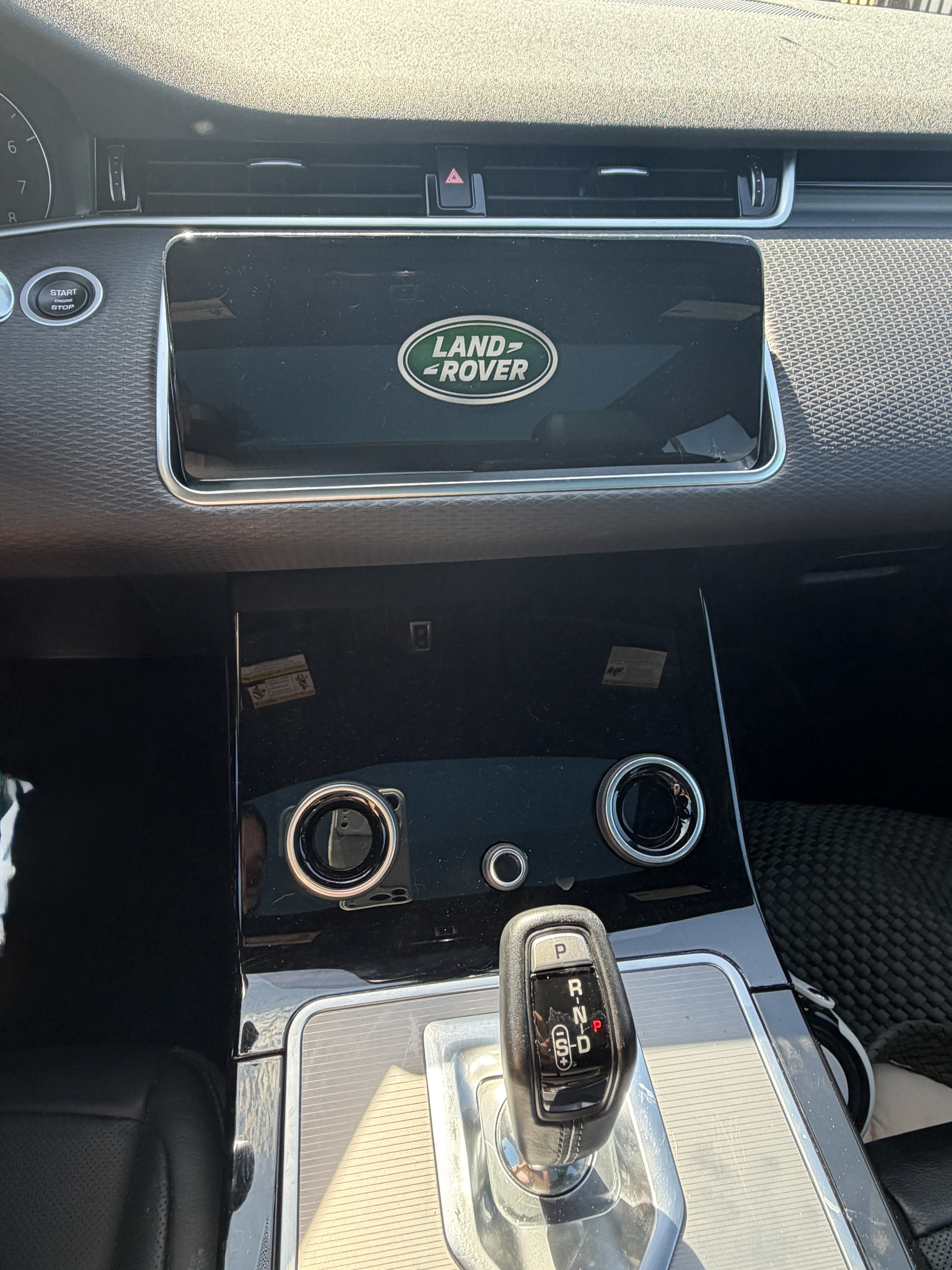 Used 2020 Land Rover Range Rover Evoque S AWD/4WD image 22