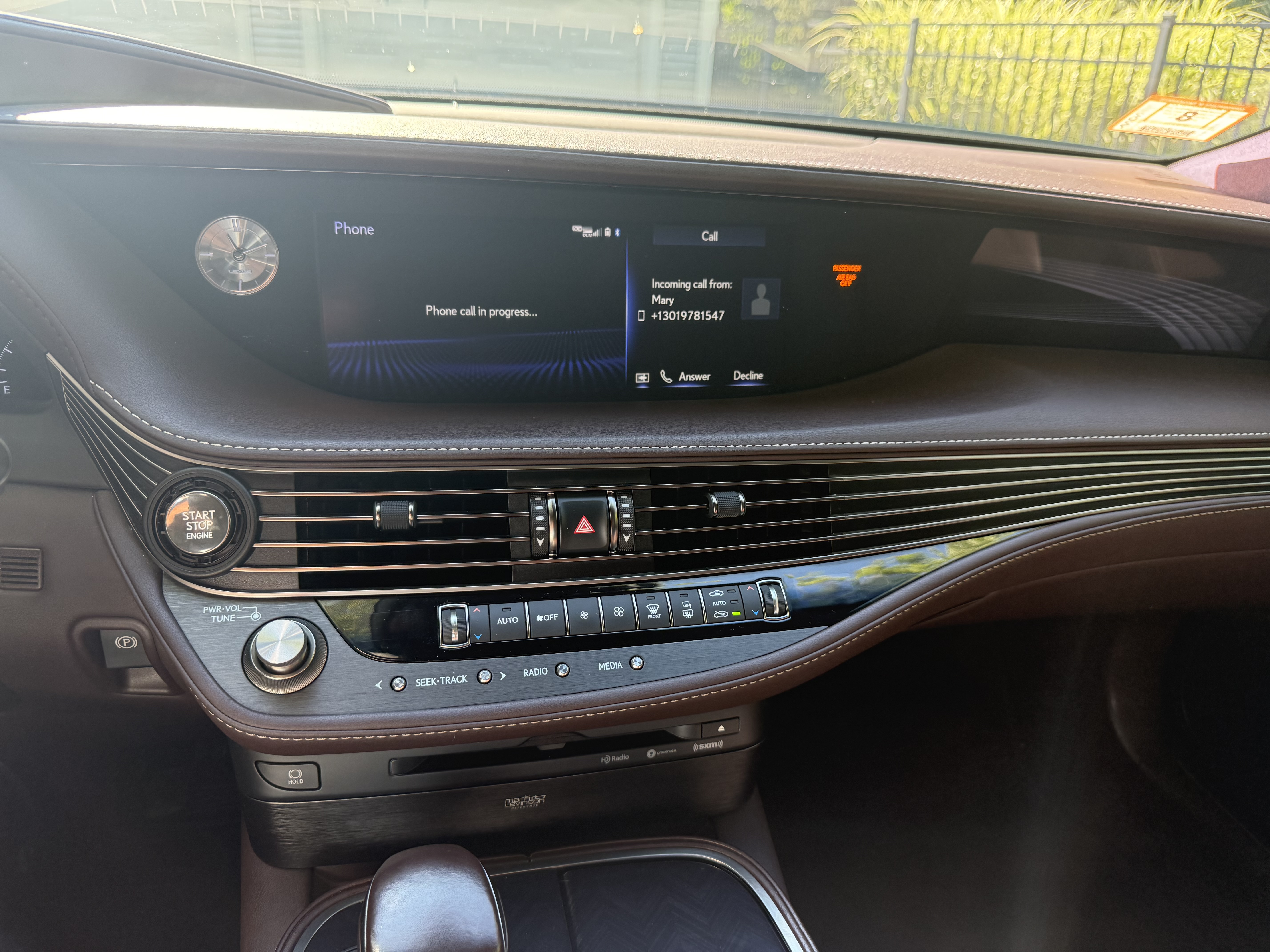 Used 2018 Lexus LS 500 AWD w/ Luxury Package image 16