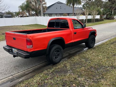 Used 1997 Dodge Dakota 4x4 Regular Cab image 4