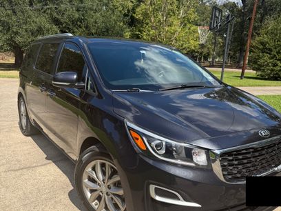 Used 2019 Kia Sedona EX