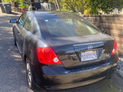 Used 2007 Scion tC image 1