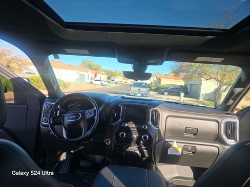 Used 2023 GMC Sierra 2500 AT4 w/ AT4 Premium Plus Package image 5