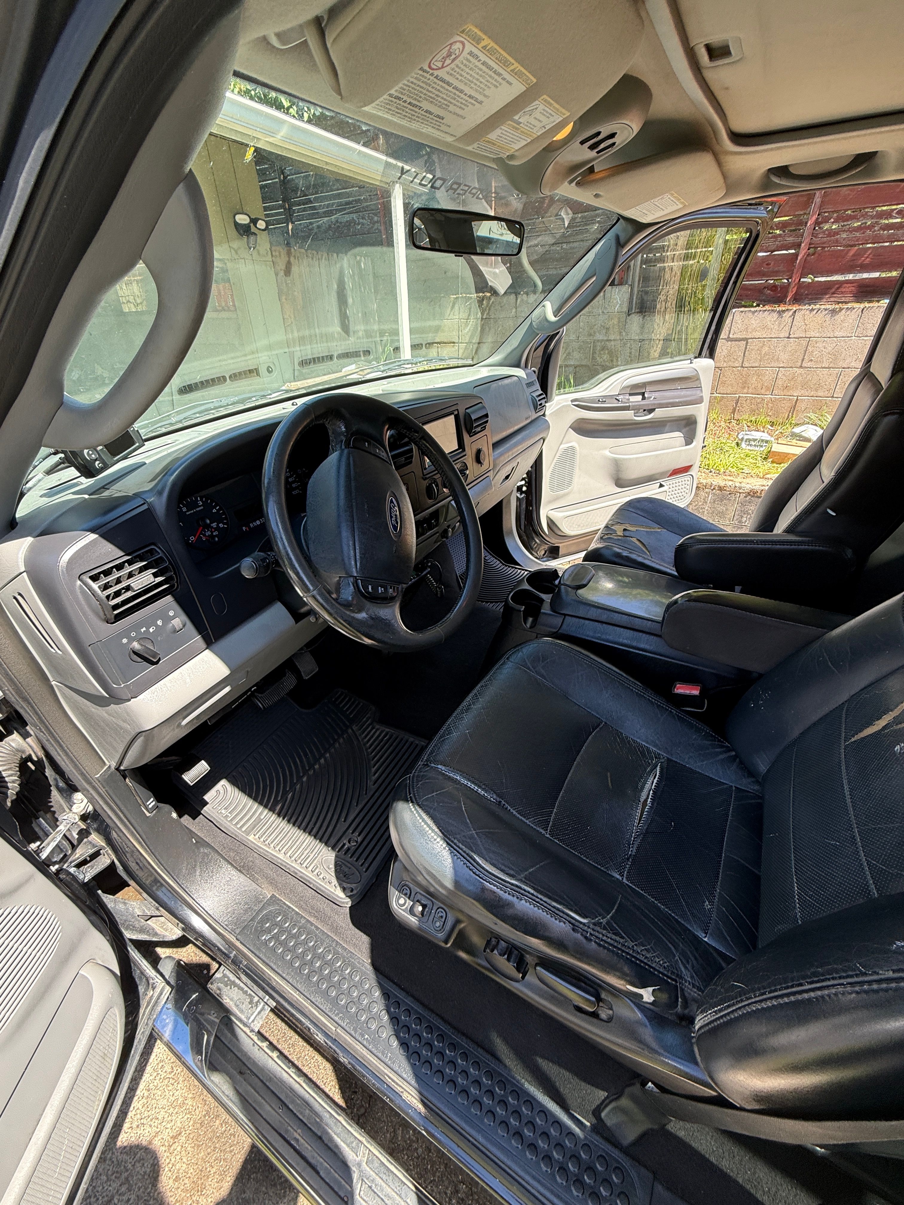 Used 2006 Ford F350 XLT AWD/4WD image 9