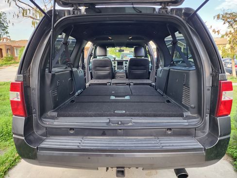 Used 2016 Ford Expedition EL XLT image 23